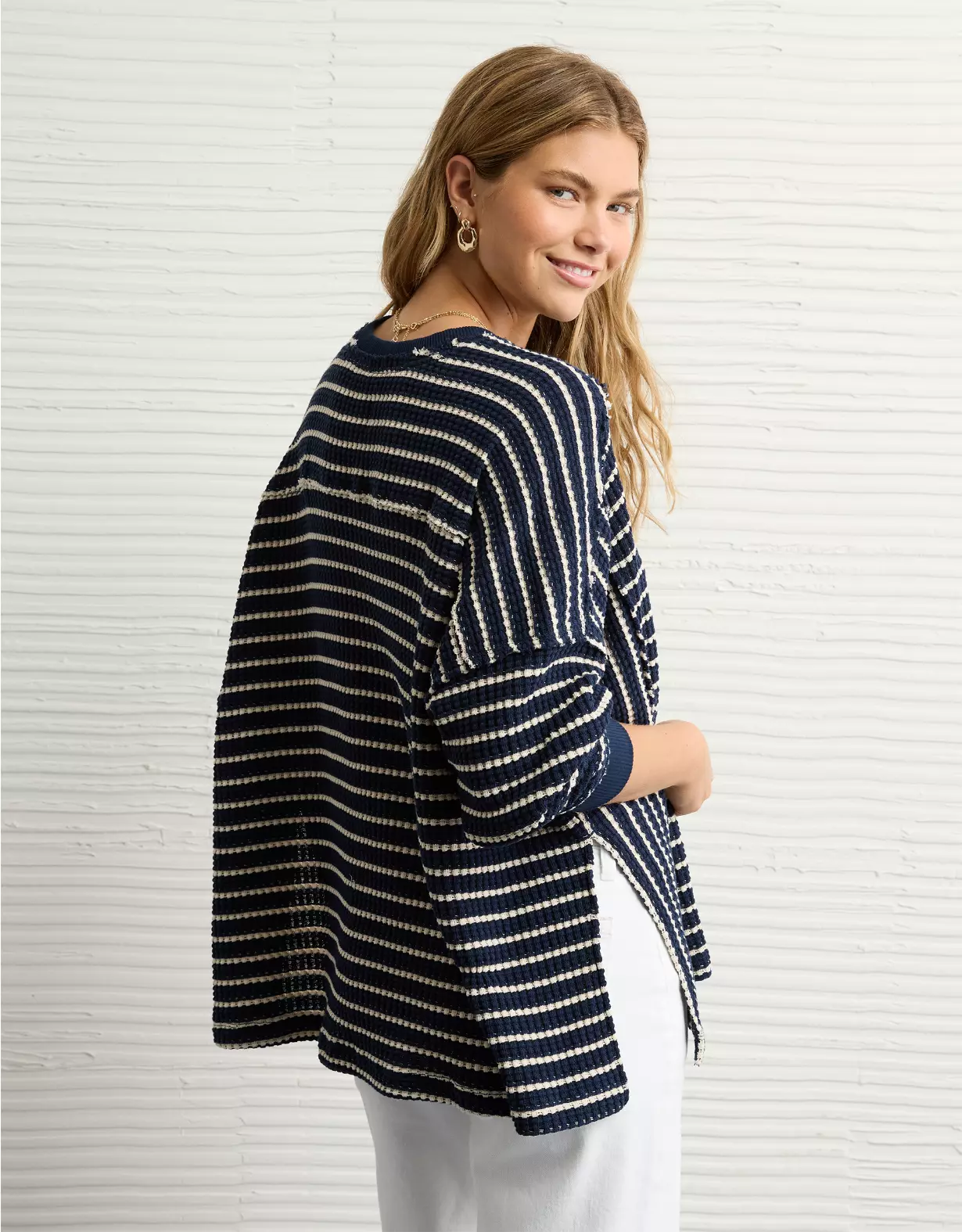 AE Big Hug Crew Neck Waffle Sweatshirt