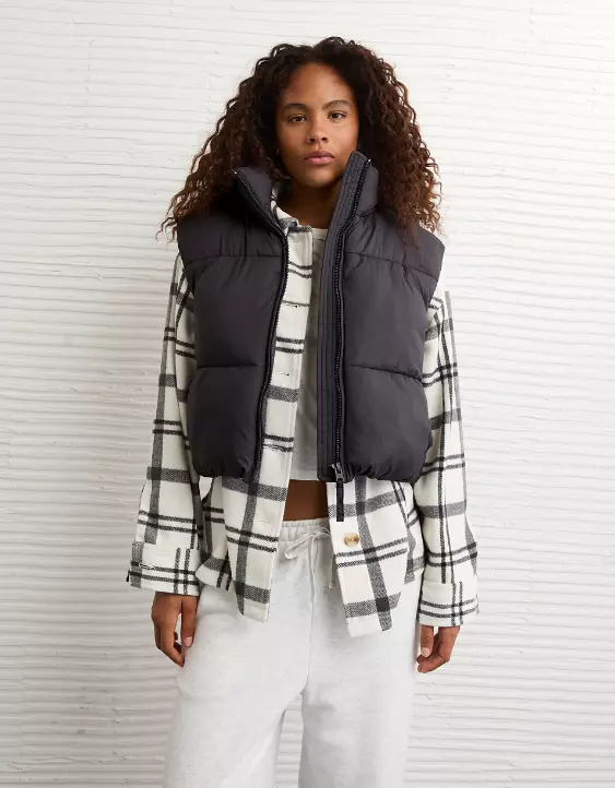 AE Puffer Vest - Image 5