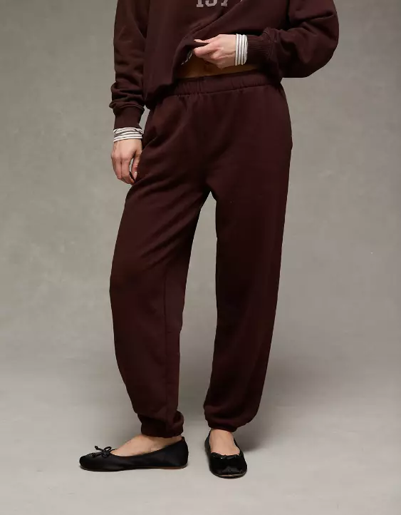 AE High-Waisted Sweatpant - Image 7