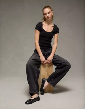 AE Scoop Neck Baby Tee