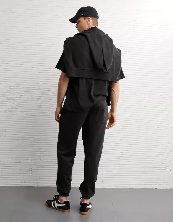 AE Laidback Luxe Heavyweight Sweatpant - Image 2