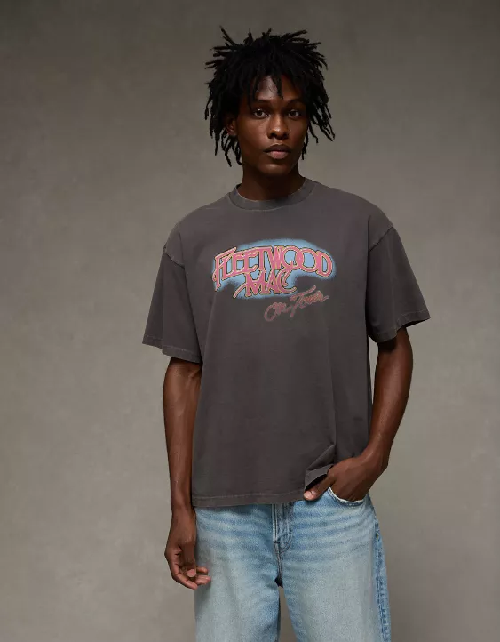 AE Boxy Fleetwood Mac Graphic T-Shirt - Image 7