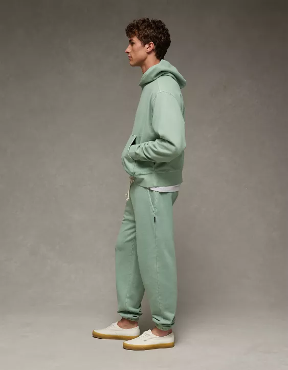 AE Laidback Luxe Heavyweight Sweatpant - Image 7