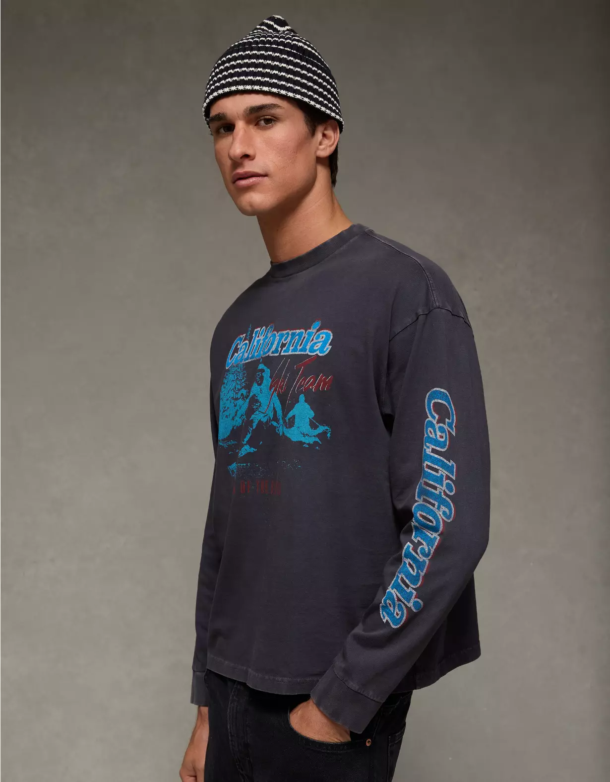 AE Boxy Long Sleeve Destination Graphic T-Shirt